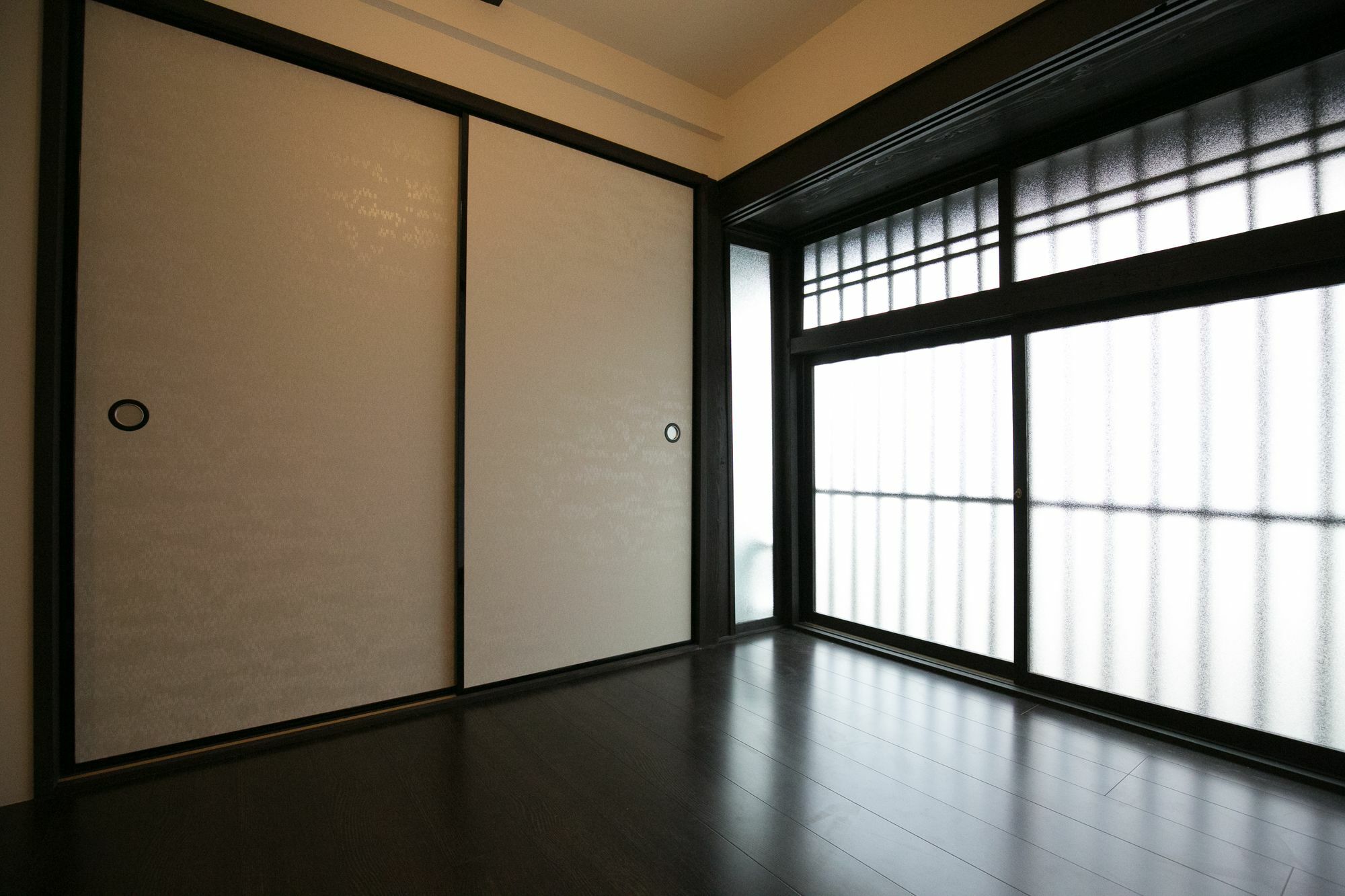 Nijo Yu-rakukan Apartment Kyoto