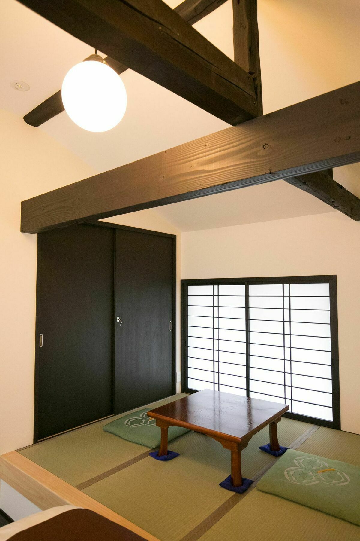 Nijo Yu-rakukan Apartment