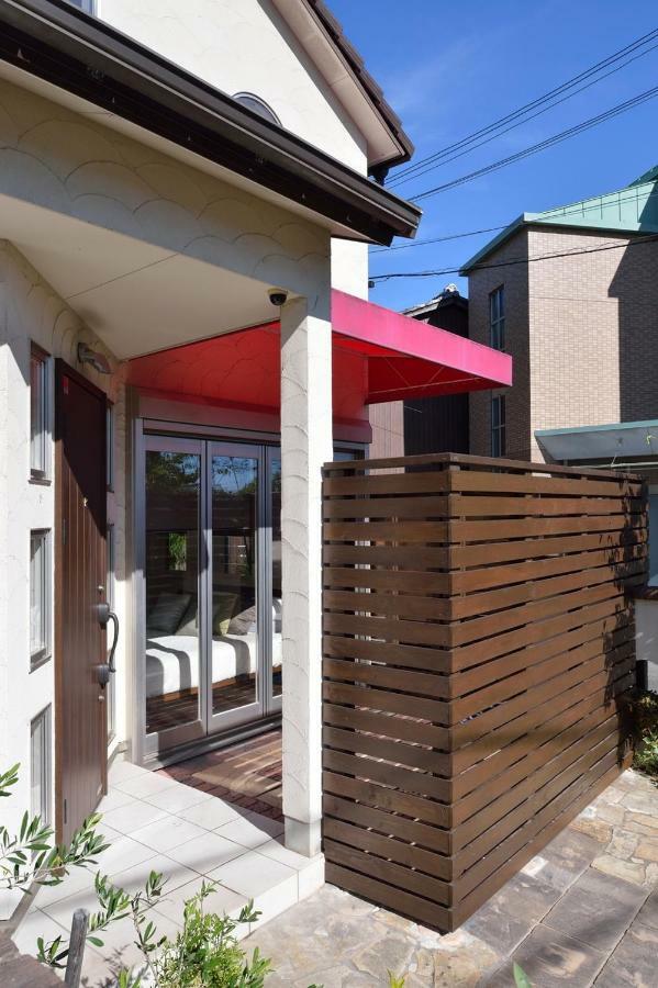 - House / Vacation 1099 *
