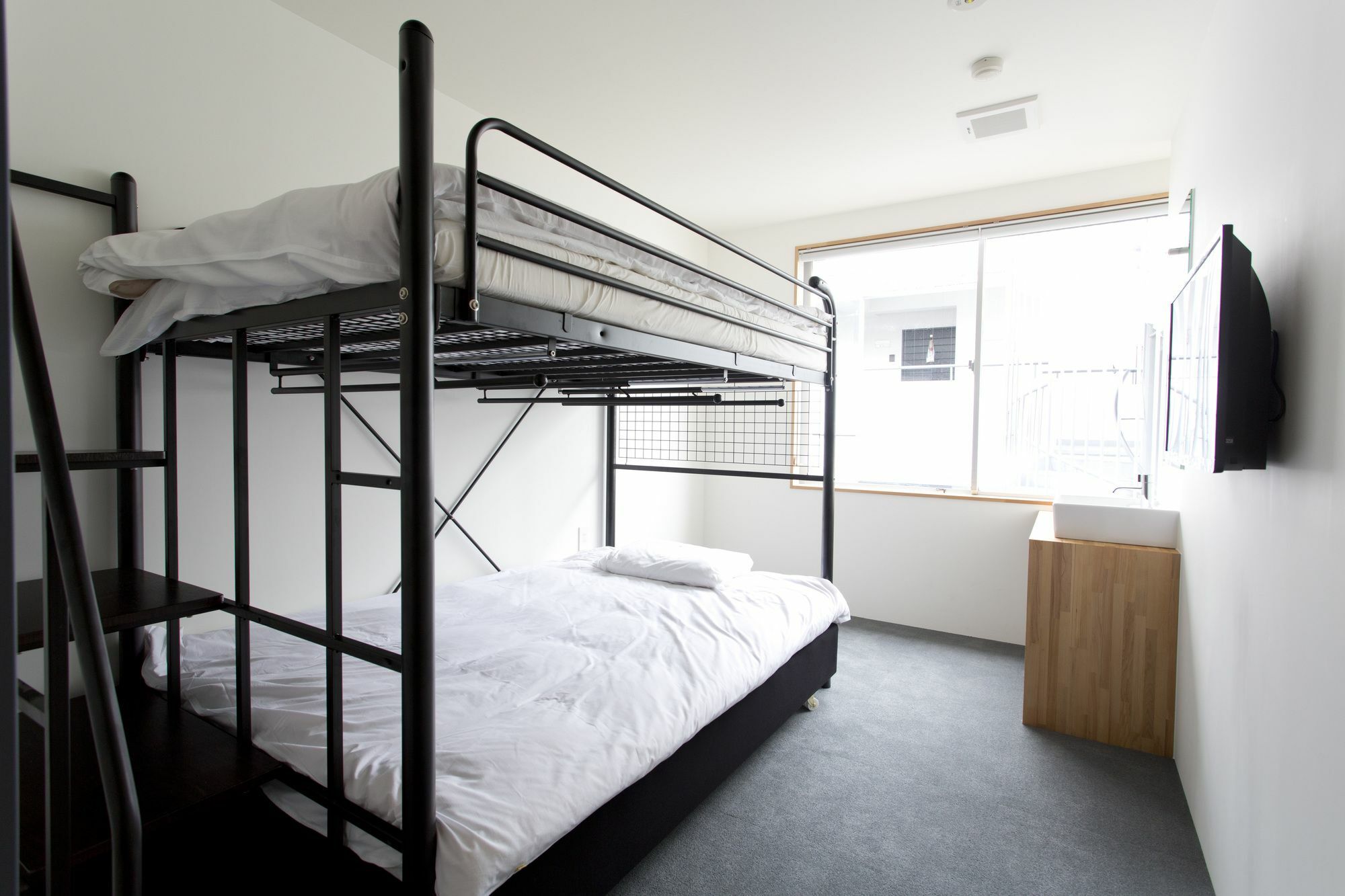 Hostel Piece Sanjo Kyoto