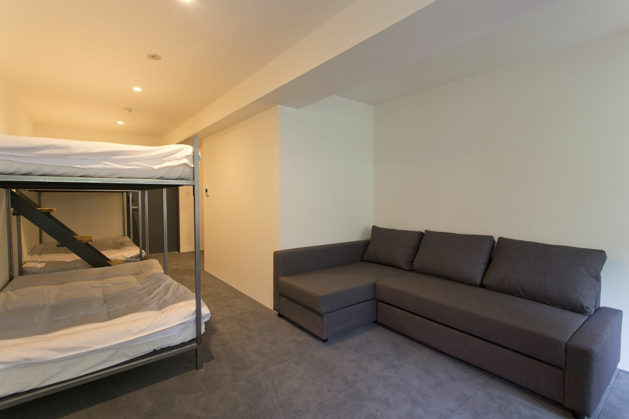 Hostel Piece Sanjo
