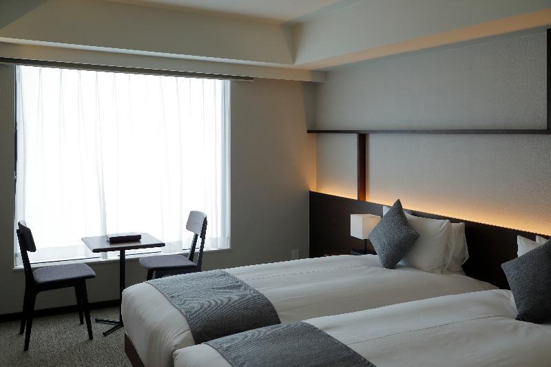 The General Takatsuji Tominokoji Hotel