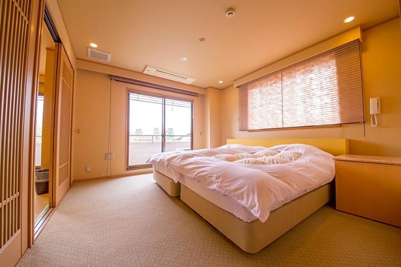 Japaning Liv Ranrokaku 3*