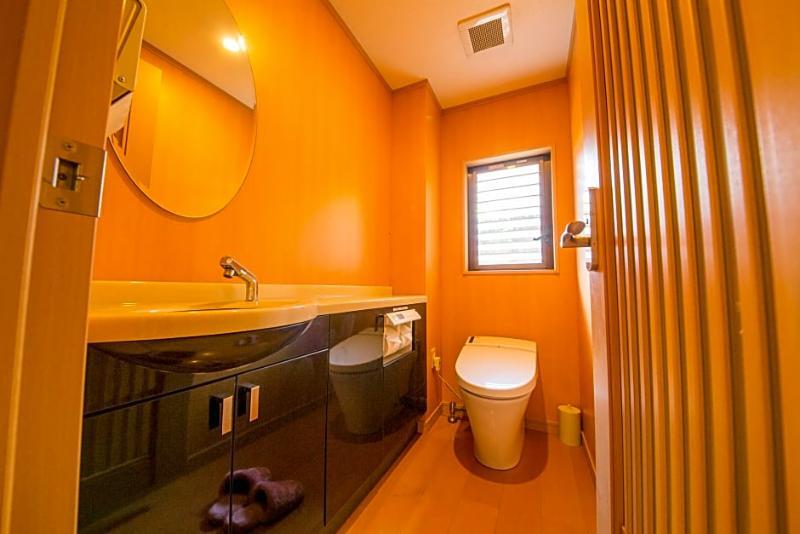 Japaning Liv Ranrokaku Ryokan 3*