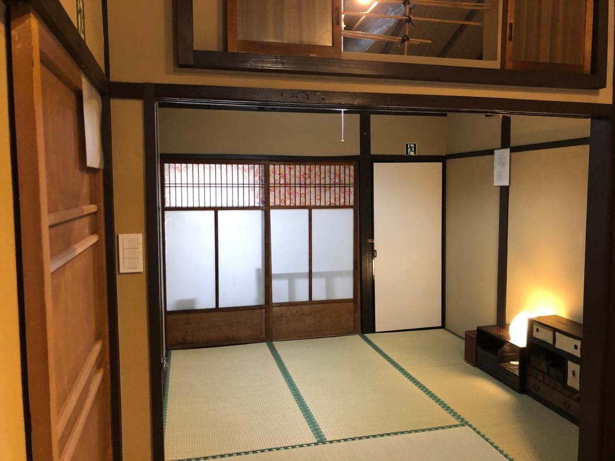 Holiday home 京町家-椿庵kyomachiya-tsubakian *