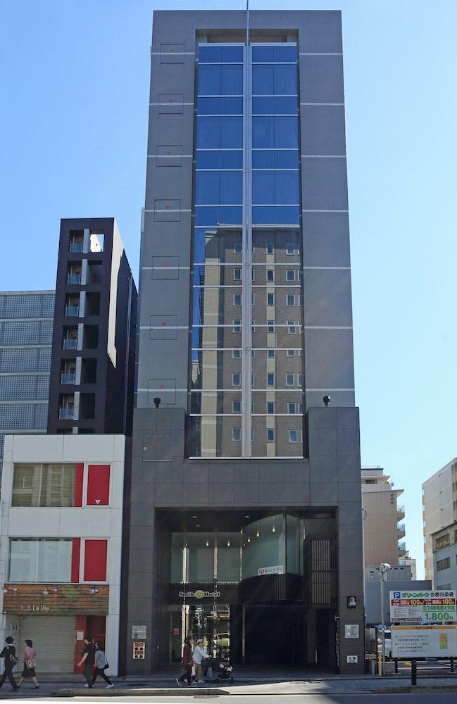 Smile Shijo Hotel 3*