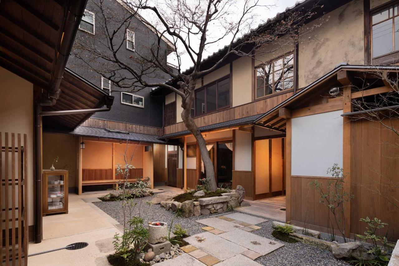 Kanade Matsubaragokomachi-momijittei Apartment *