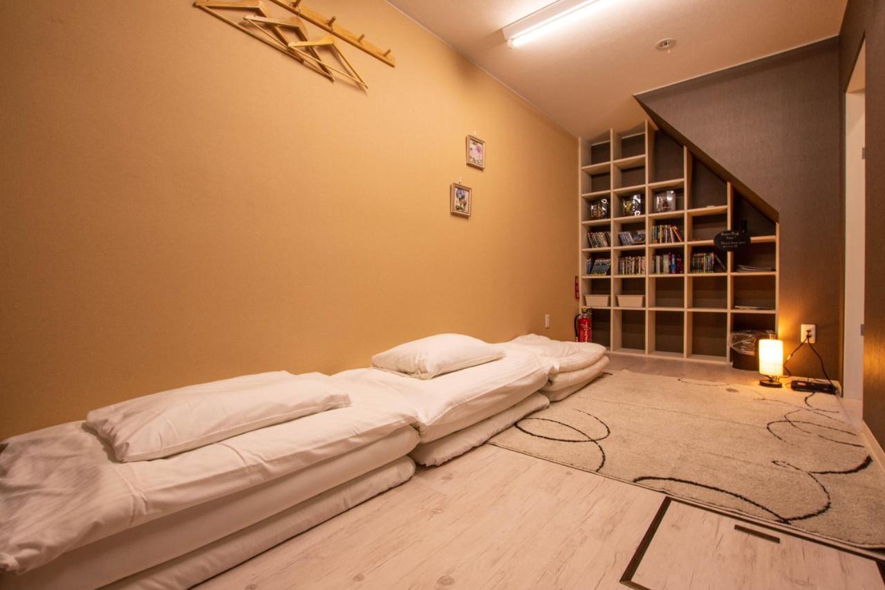 Akoya Pearl Holiday home