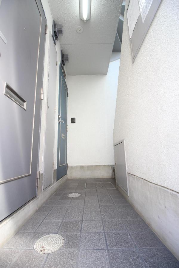 Frere Shichijo Apartment *