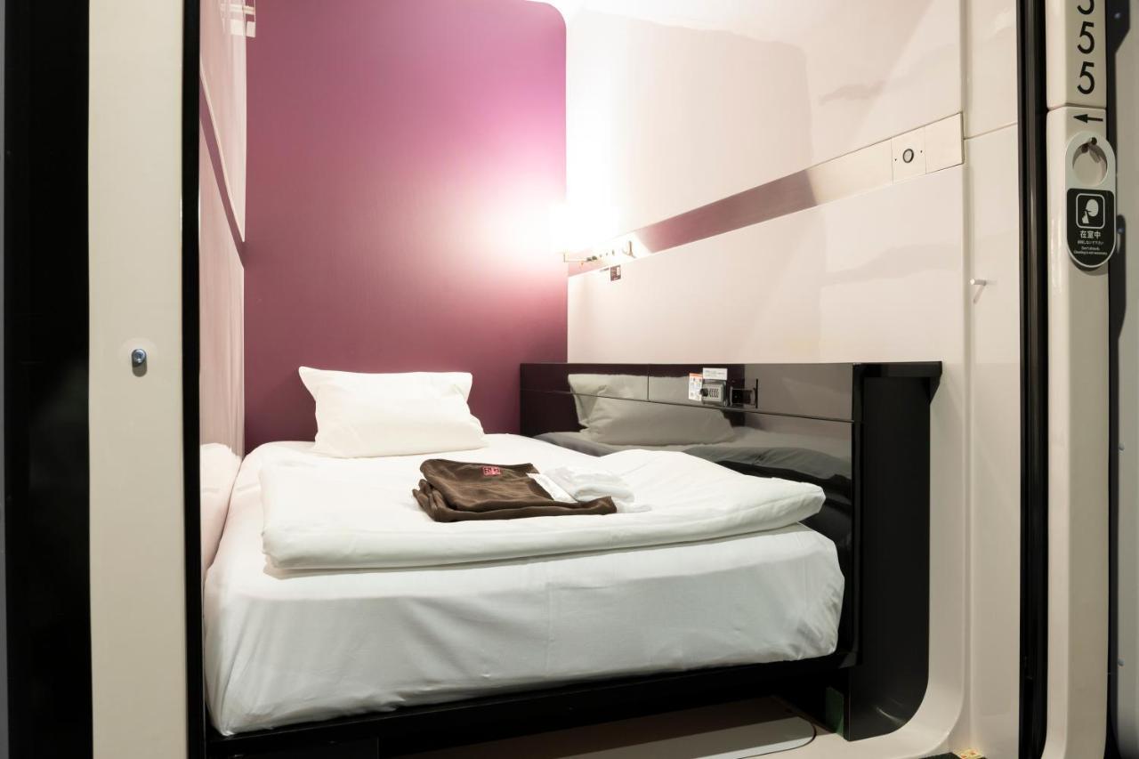First Karasuma For Women Capsule hotel *
