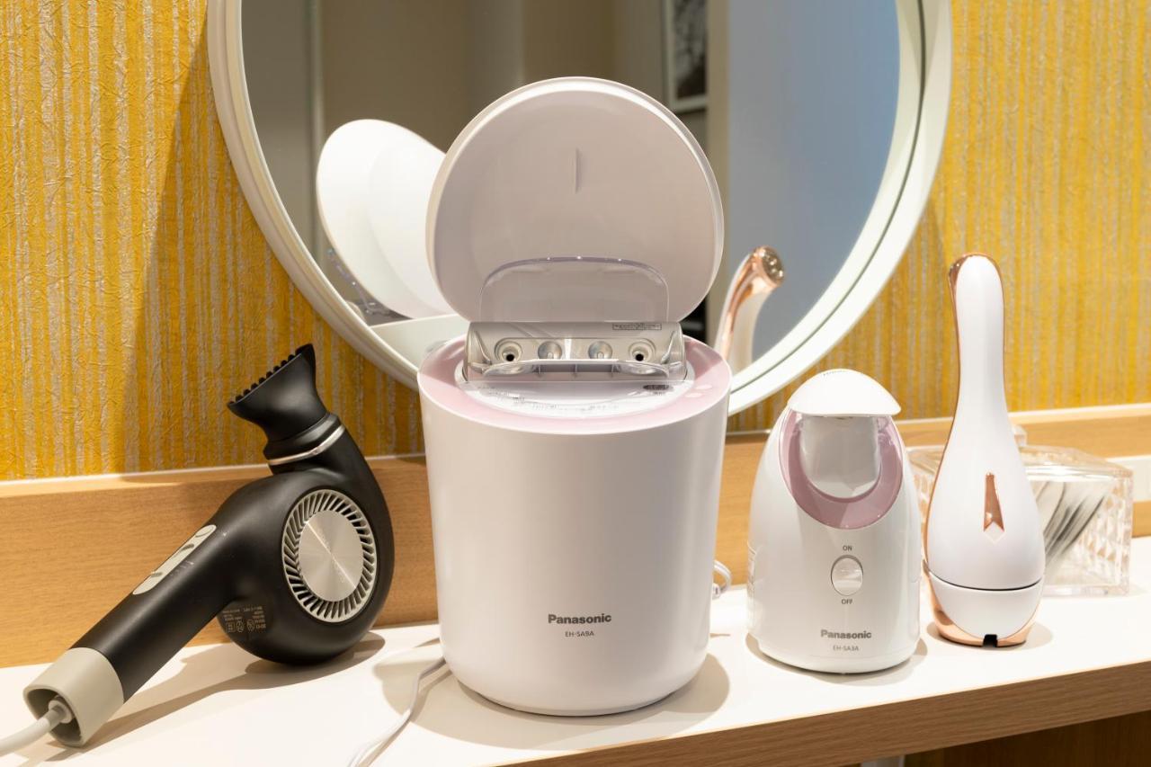 First Karasuma For Women Capsule hotel