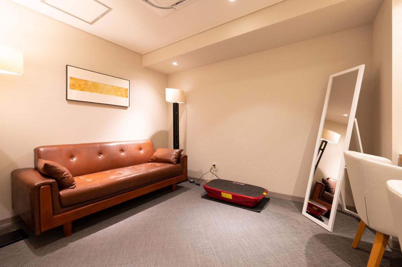 First Karasuma For Women Capsule hotel Kyoto