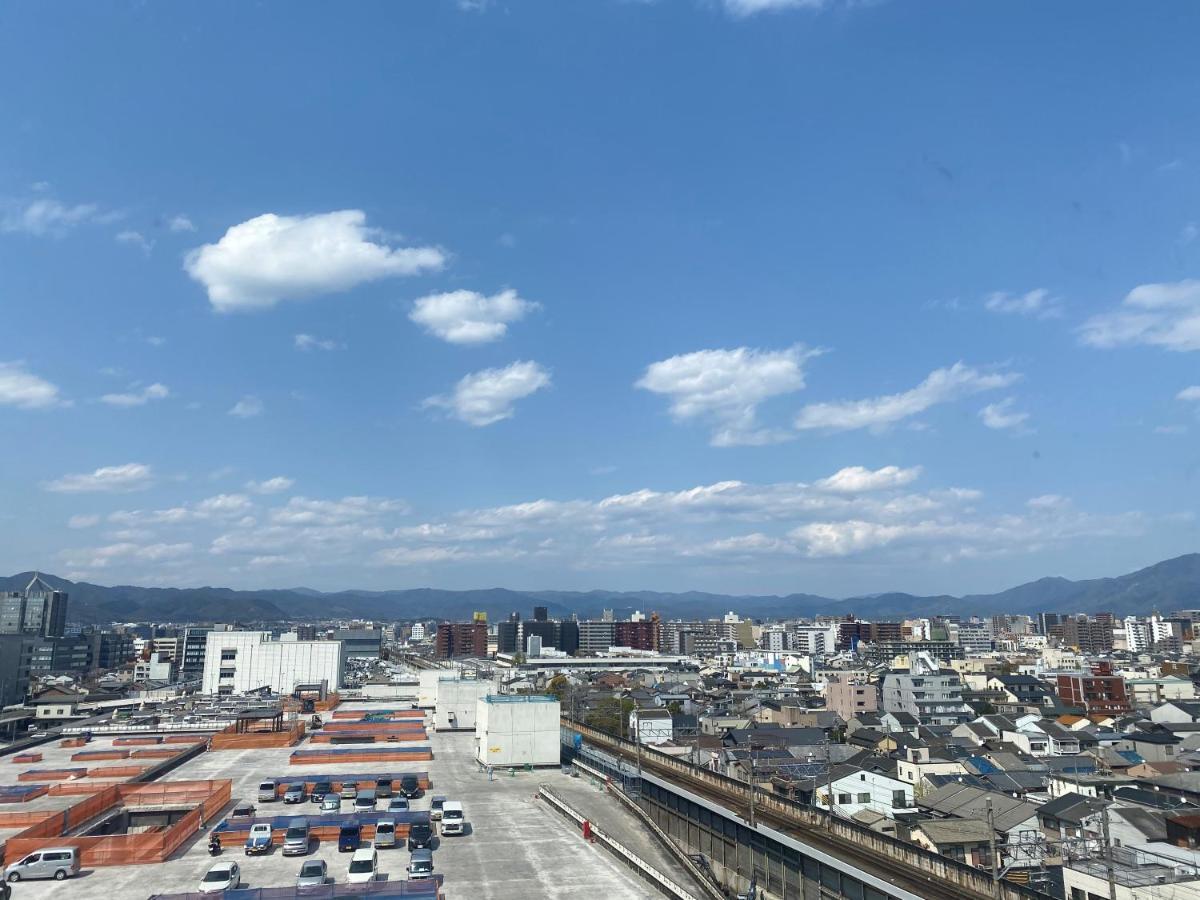 Emion Hotel 4*