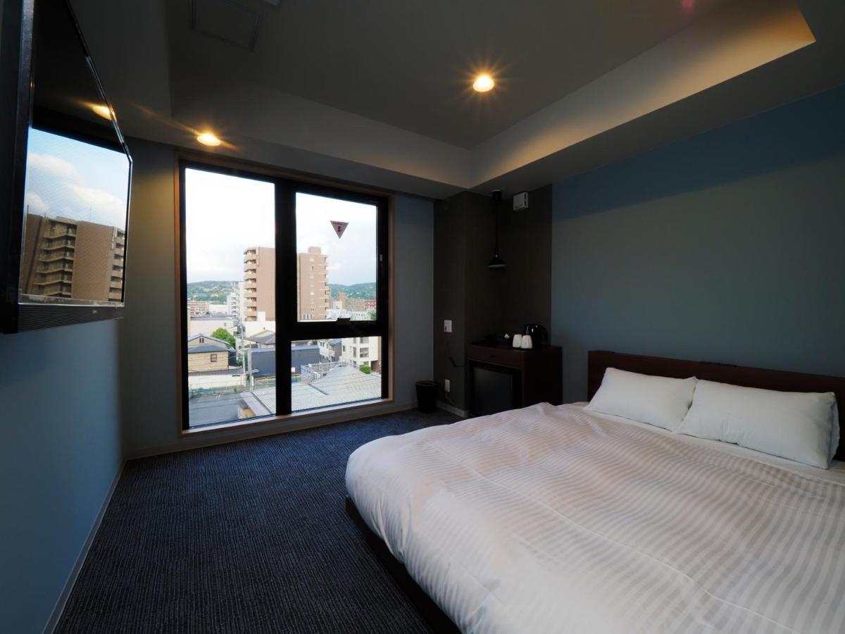 The Box Hotel 3*