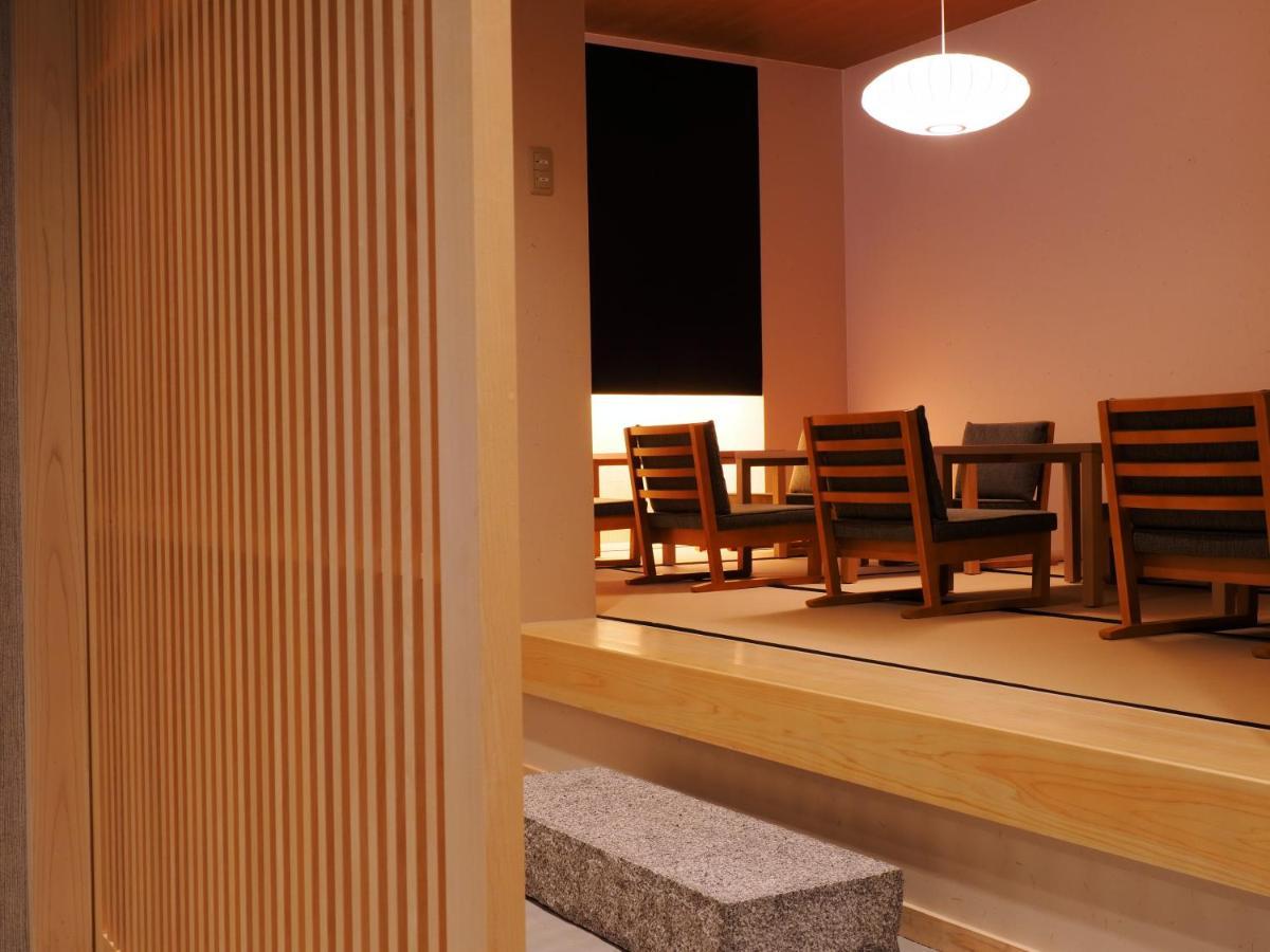 The Box Hotel 3*