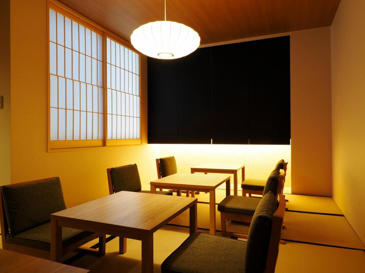 The Box Hotel 3*