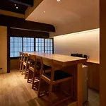Yadoru Kyoto Hanare Tsukikage No Yado