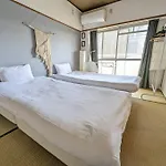 【豊和マンション稲荷302号室】伏見稲荷駅徒歩３分！Free Wifi付のお宿！