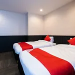 Oyo Japan Hotels Gojo-Muromachi Kyoto