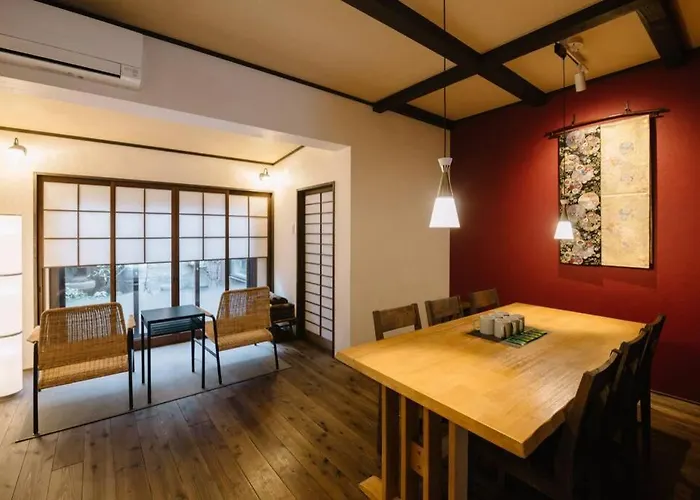 Nijo Kamikuromon House