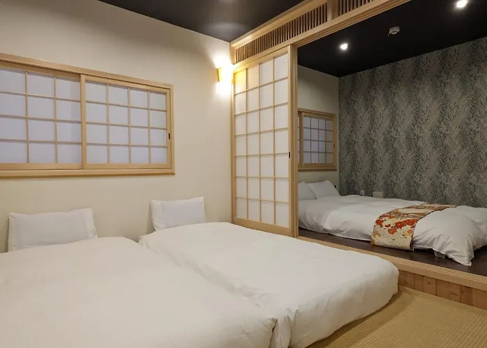 Nobuhiro Kyoto And Reizei - Vacation Stay 19704V