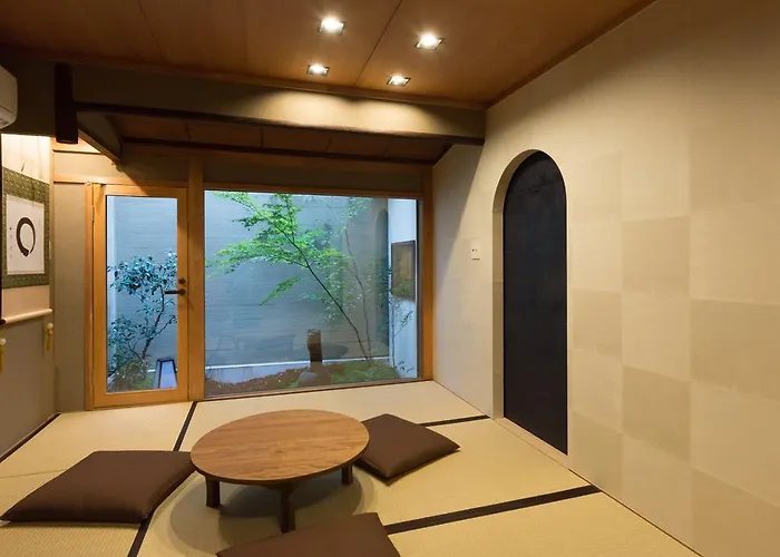 Kakishibu An Machiya House