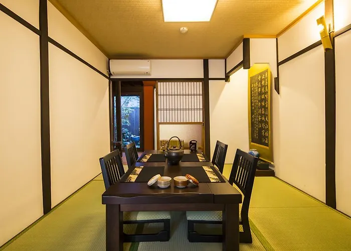 Kyomachiya Hachijo