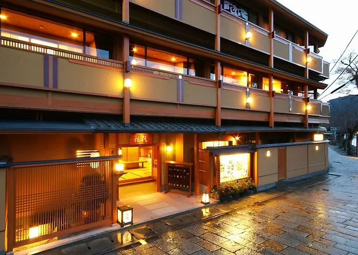 Kyoto Arashiyama Onsen Ryokan Hanaikada