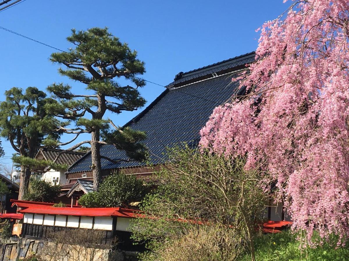 Tokuheian *
