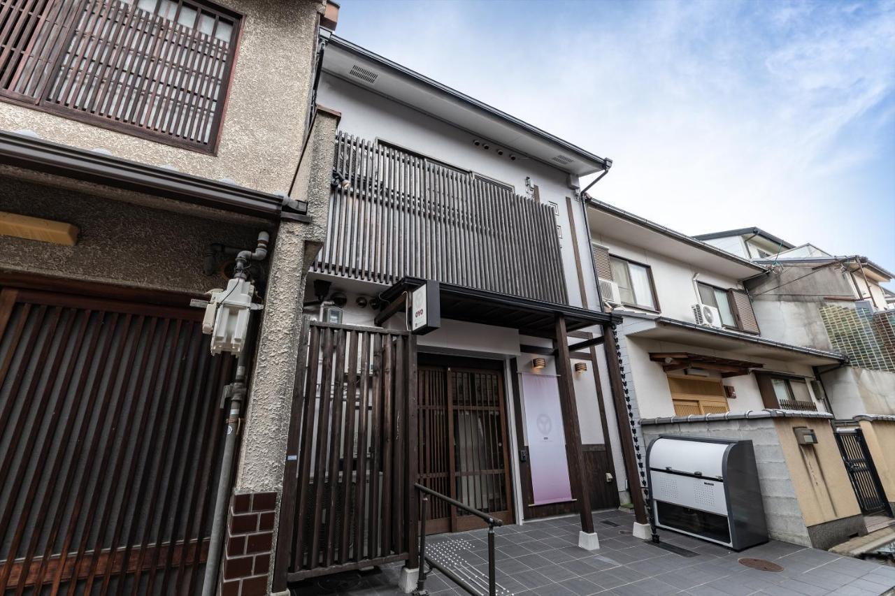 Oyo E-stay Rokujo Guest house Kyoto