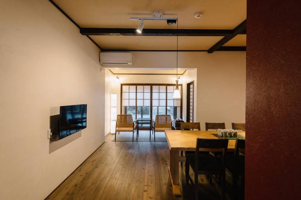 Nijo Kamikuromon House Holiday home Kyoto