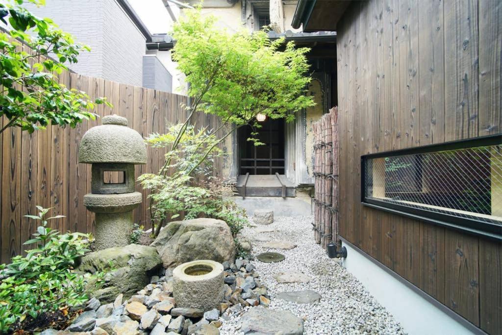 Nijo Kamikuromon House * Kyoto