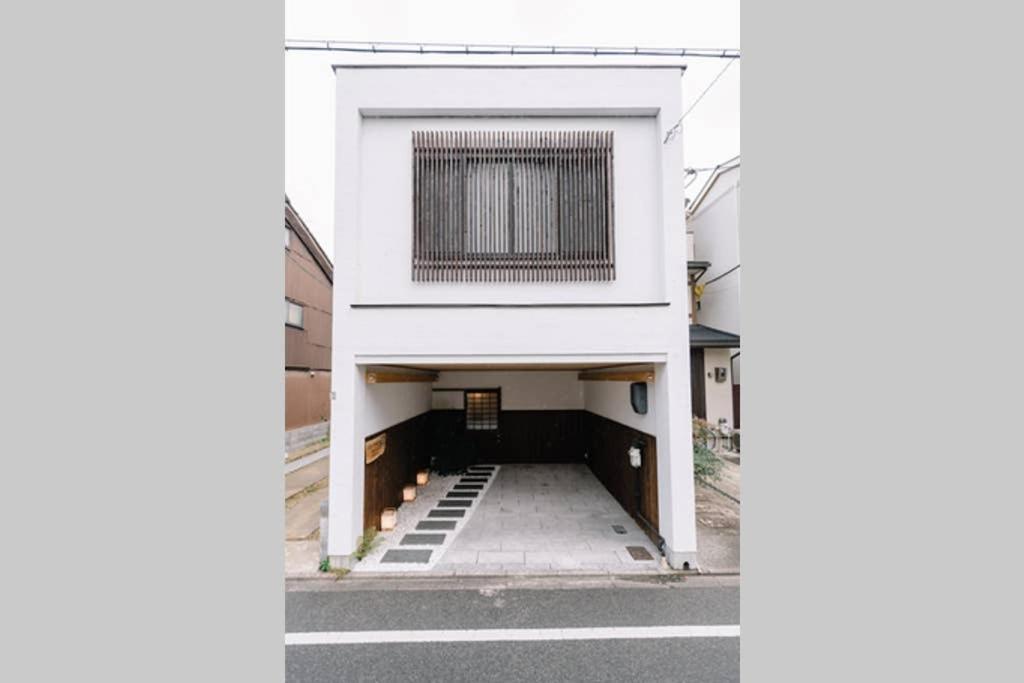 Nijo Kamikuromon House Holiday home Kyoto