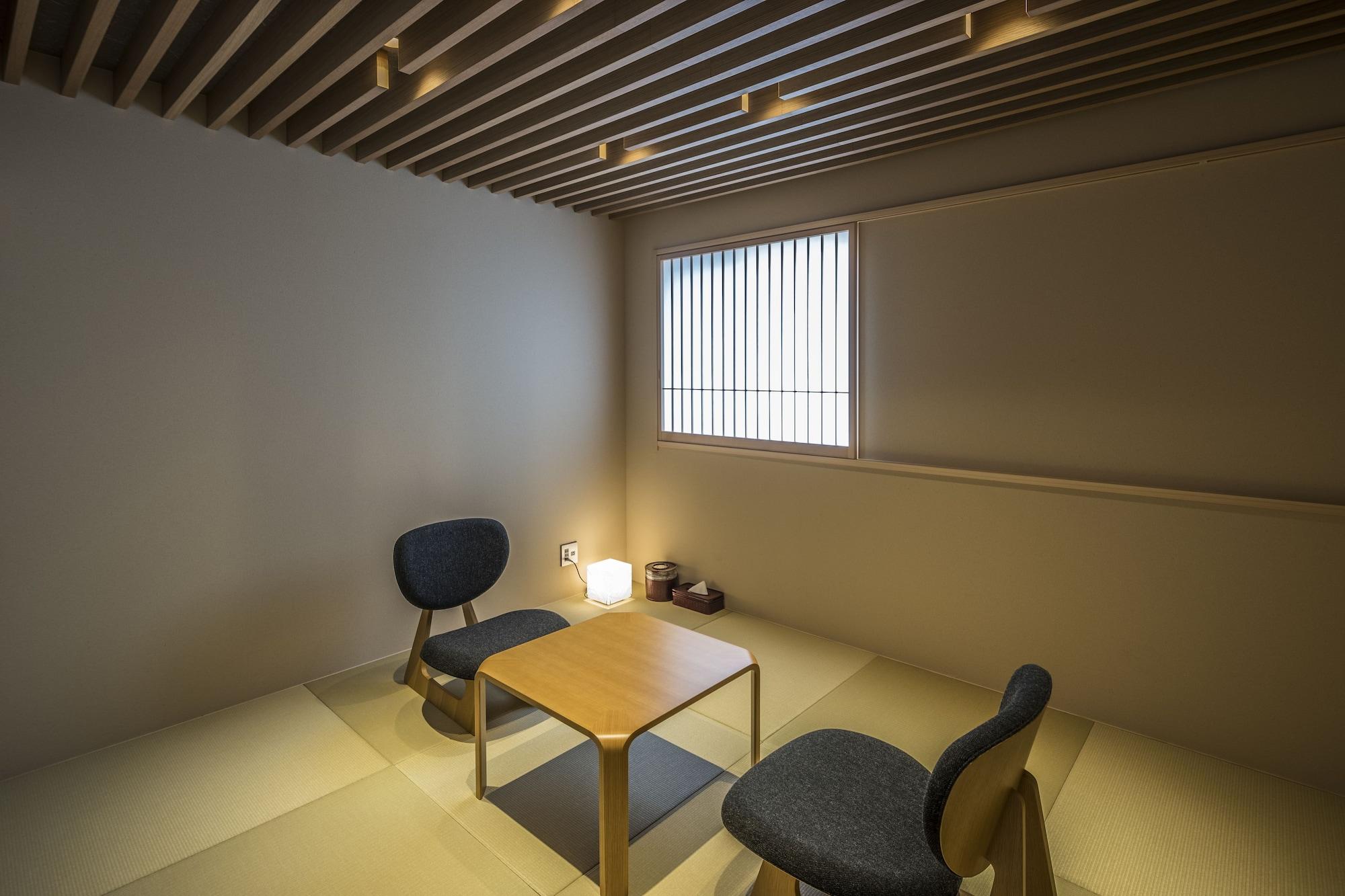 Tomoya 5* Kyoto