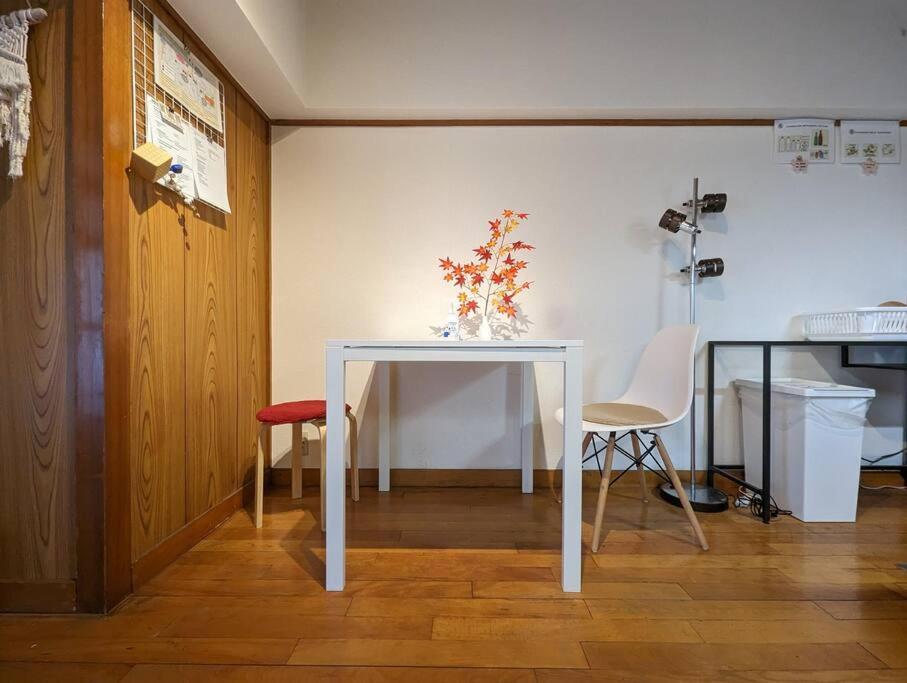 Apartment 【豊和マンション稲荷302号室】伏見稲荷駅徒歩３分！free Wifi付のお宿！