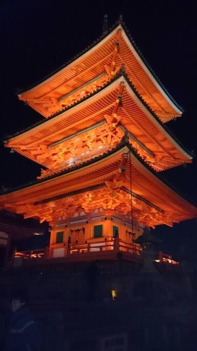 Apartment 【豊和マンション稲荷302号室】伏見稲荷駅徒歩３分！free Wifi付のお宿！ Kyoto