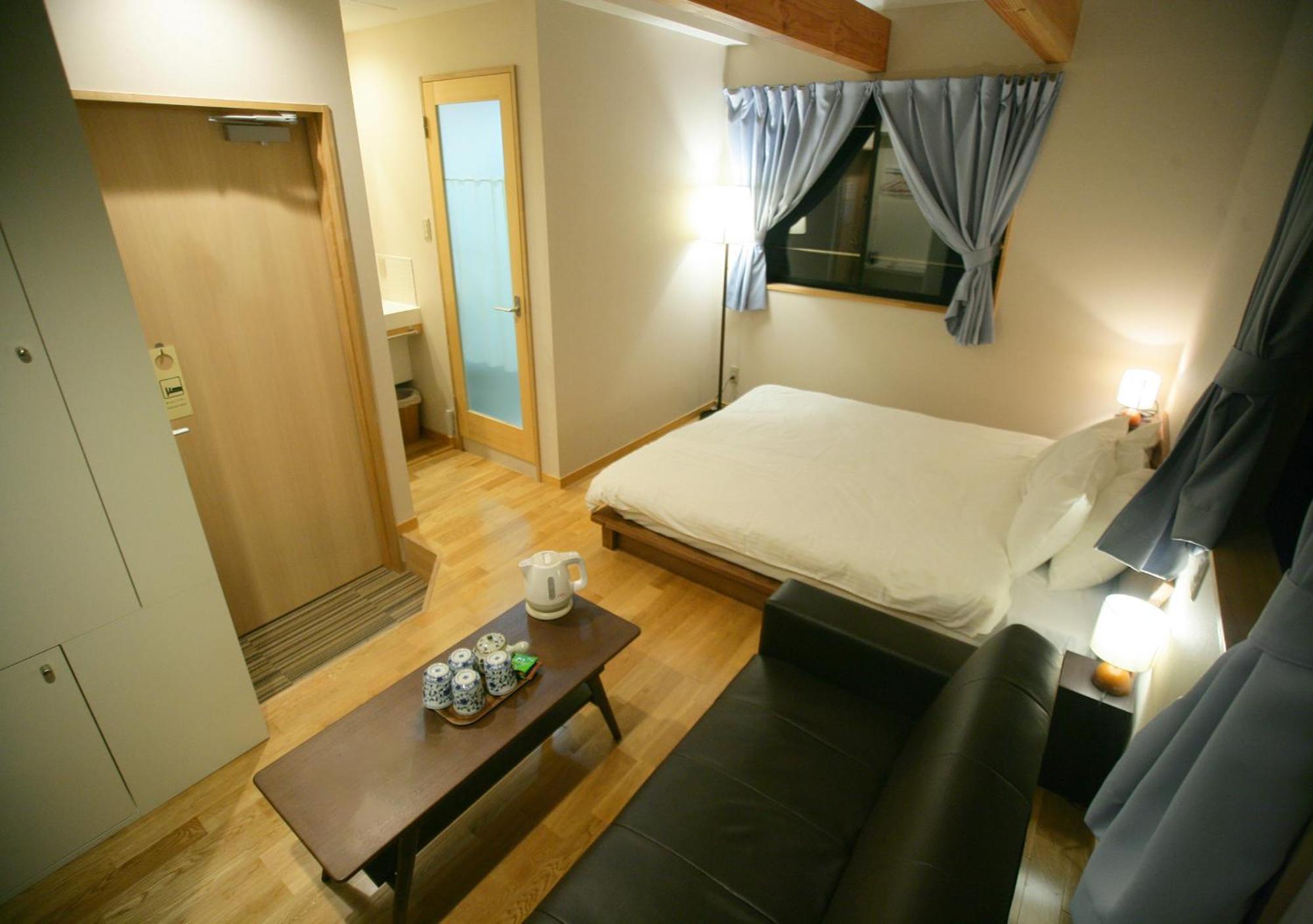 Soi Guest house 2*
