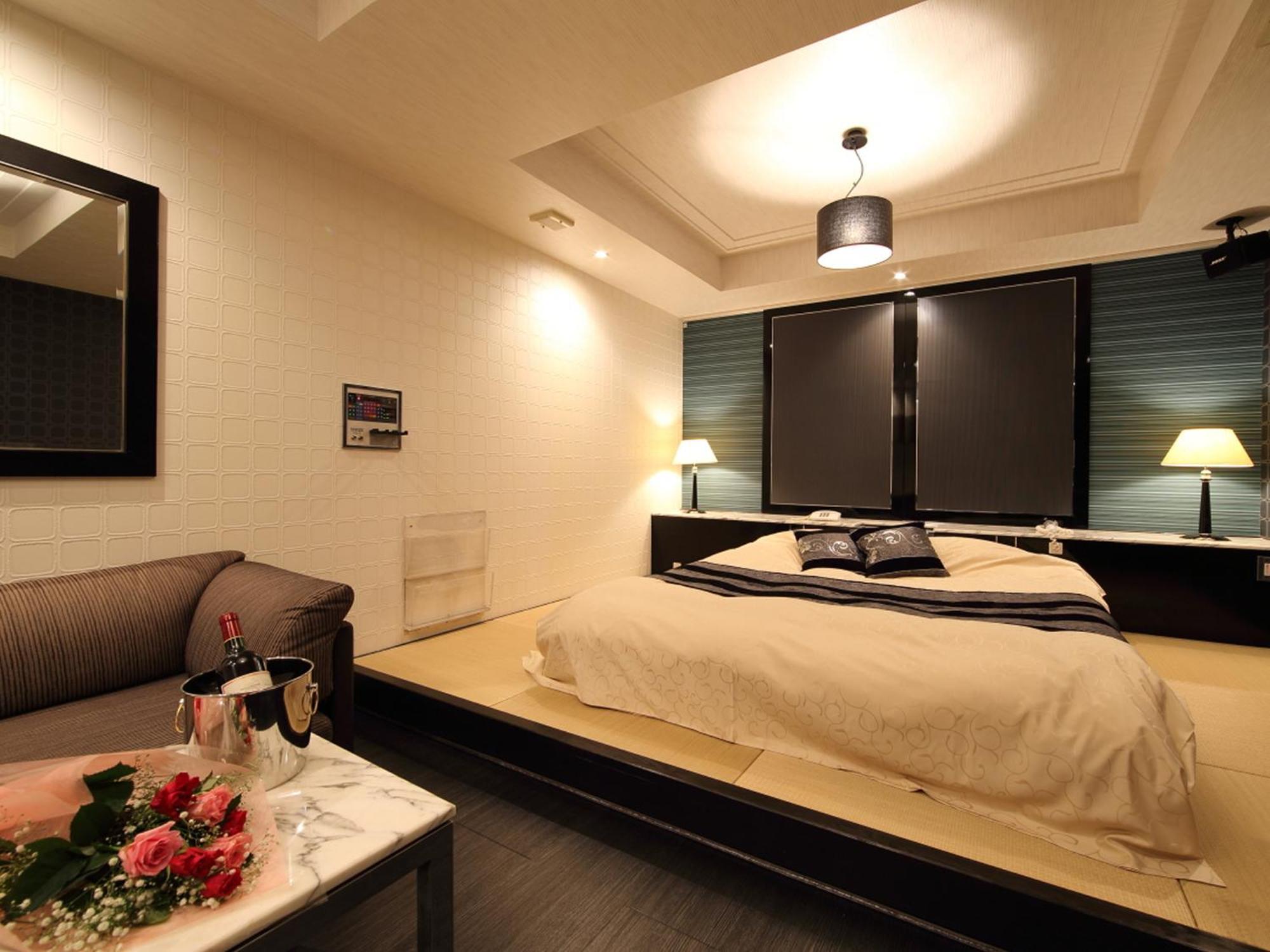 La Siesta (adults Only)