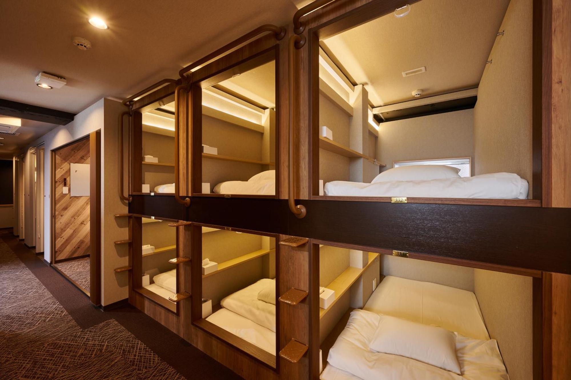 Capsule Continue Nijojokita Capsule hotel