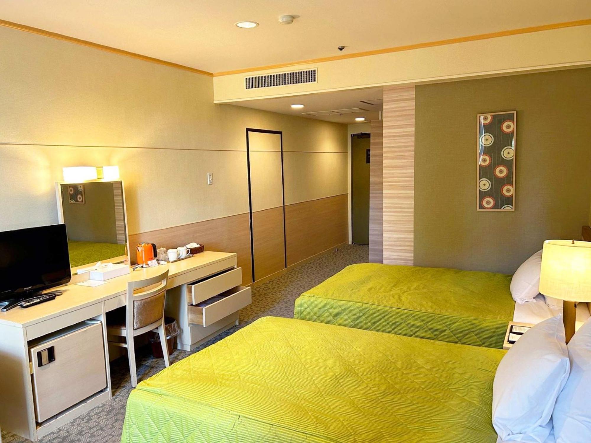 Hotel Heian No Mori 4*