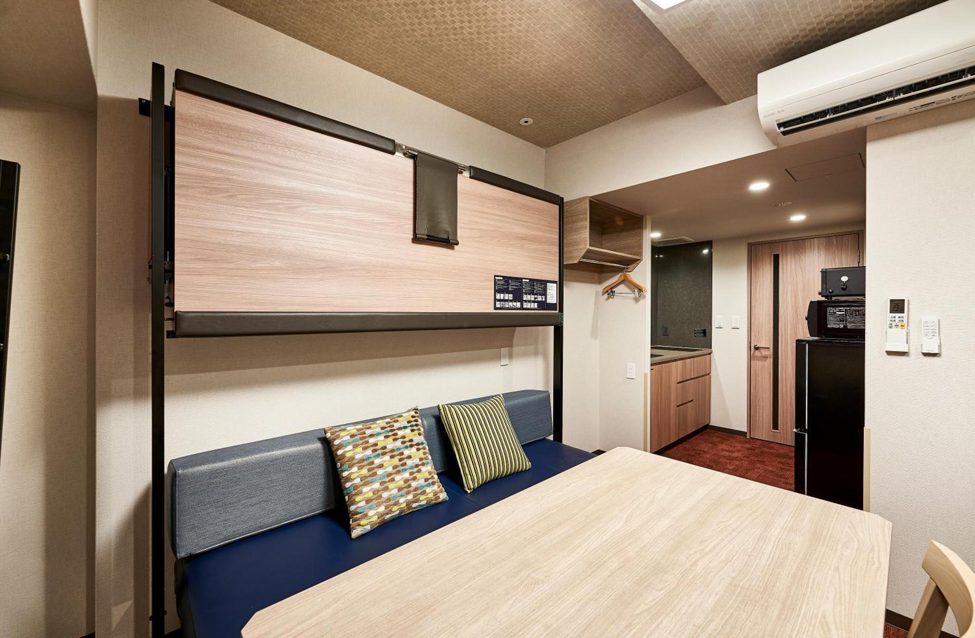 Aparthotel Monday Premium Station 4*