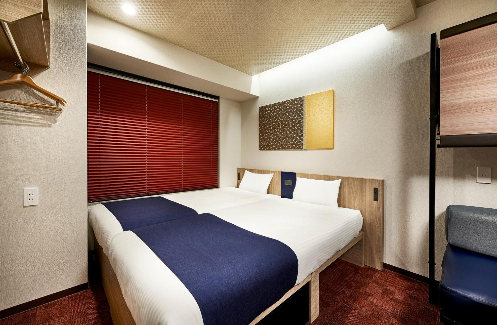 Monday Premium Station Aparthotel