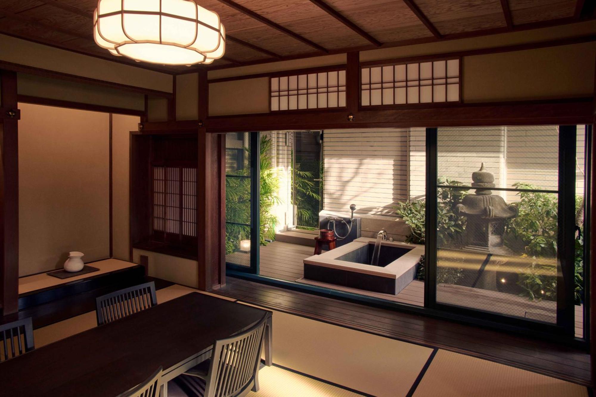 Marufukuro