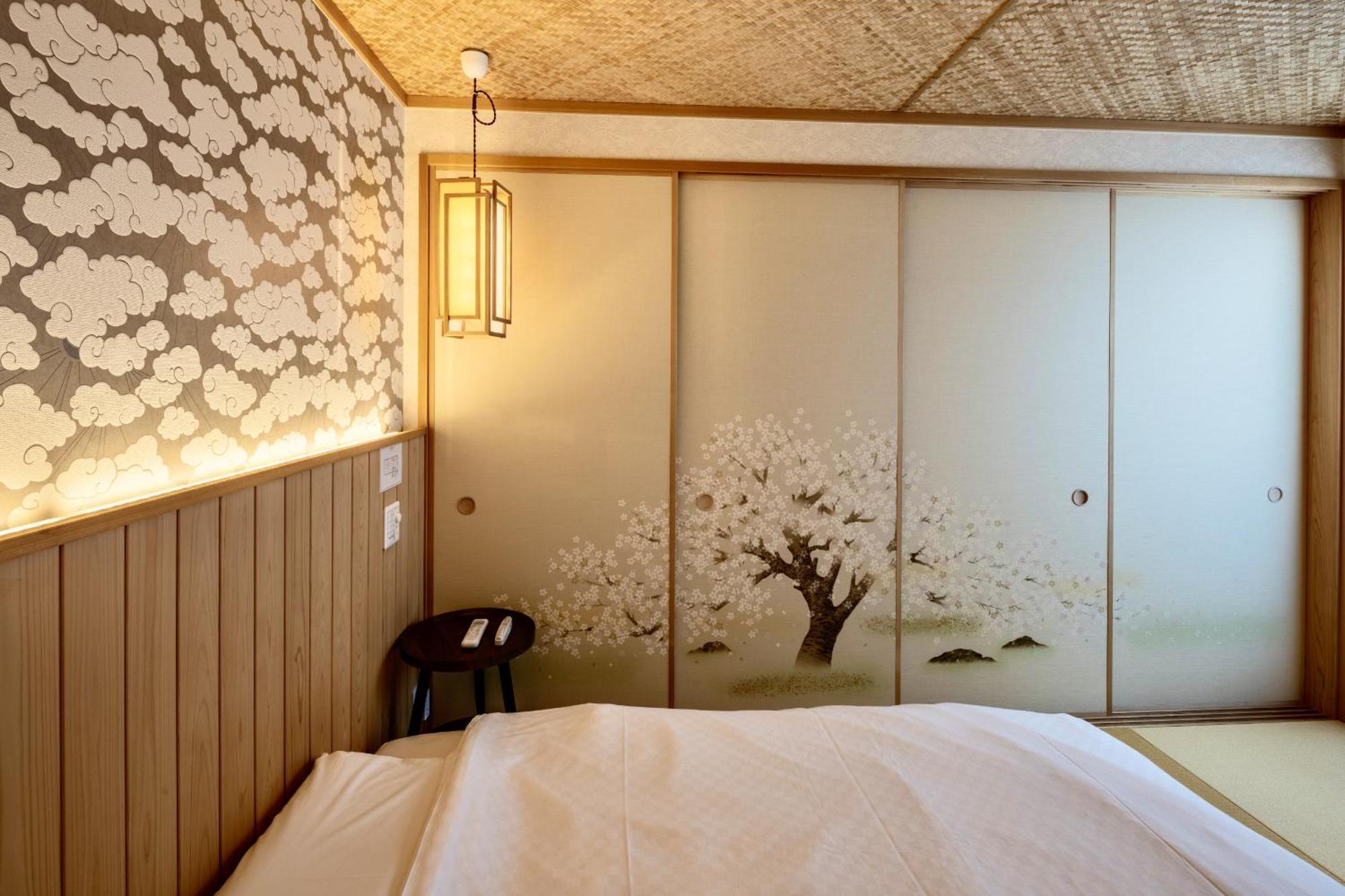 Kamogawa House * Kyoto