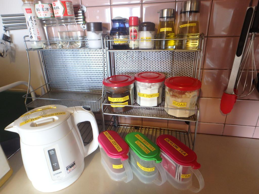 Hostel J-hoppers