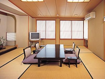 Arashiyama Onsen Hanaikada Hotel Kyoto