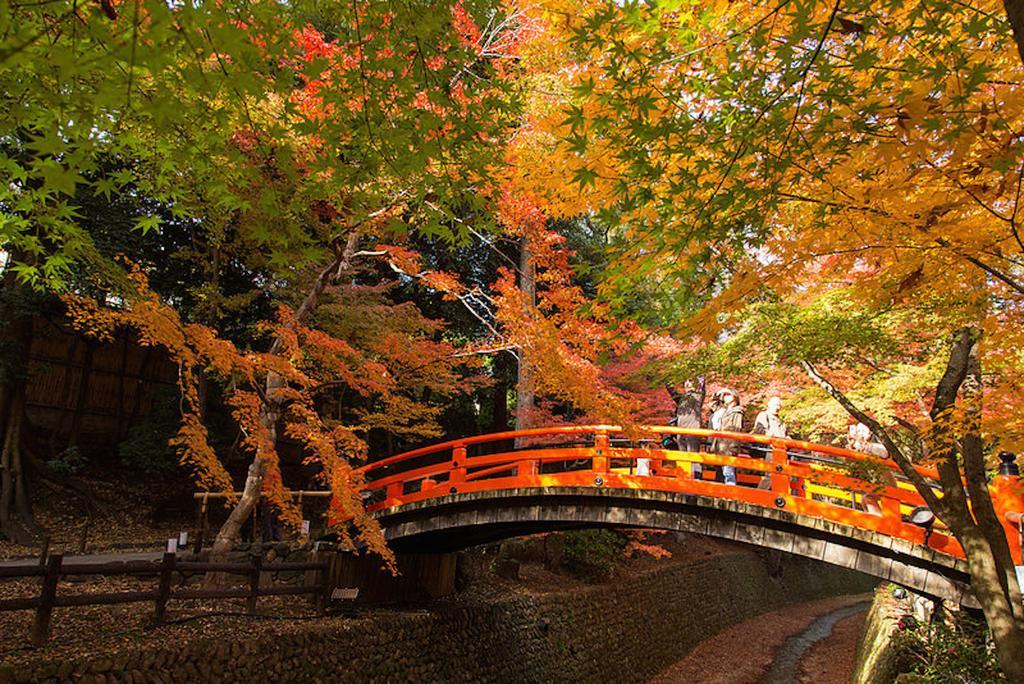 Zen Kinkaku-ji Temple Kyoto