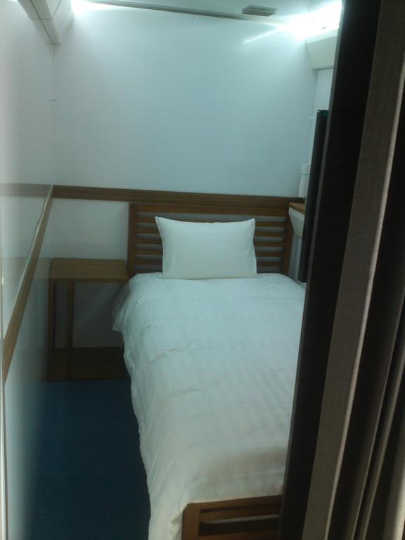Capsule Square Capsule hotel *