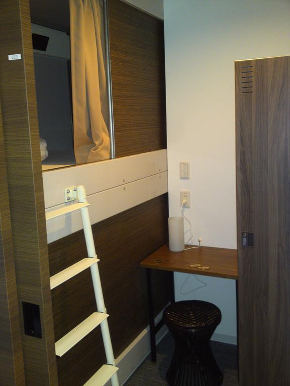 Capsule Square Capsule hotel *