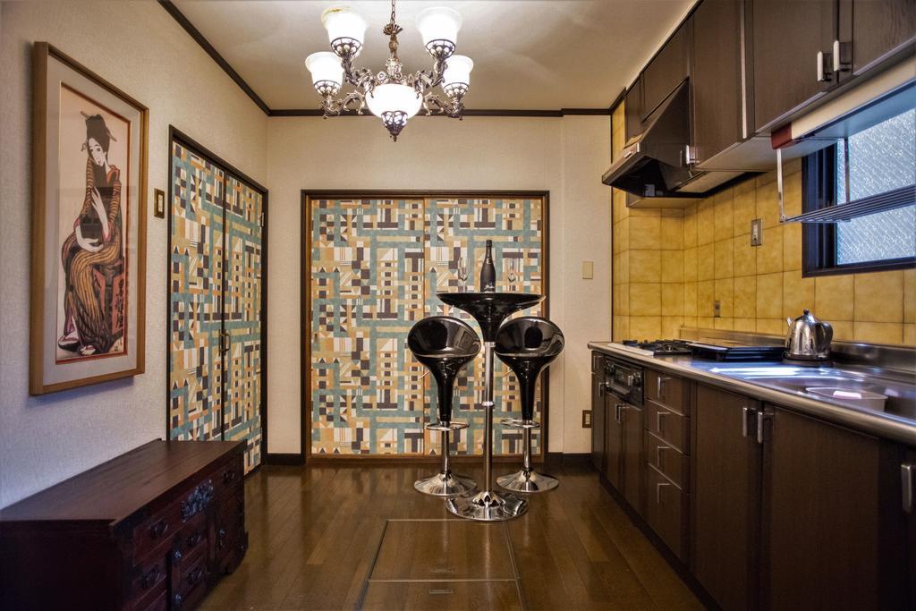 8inn Gojo Ohmiya Apartment *